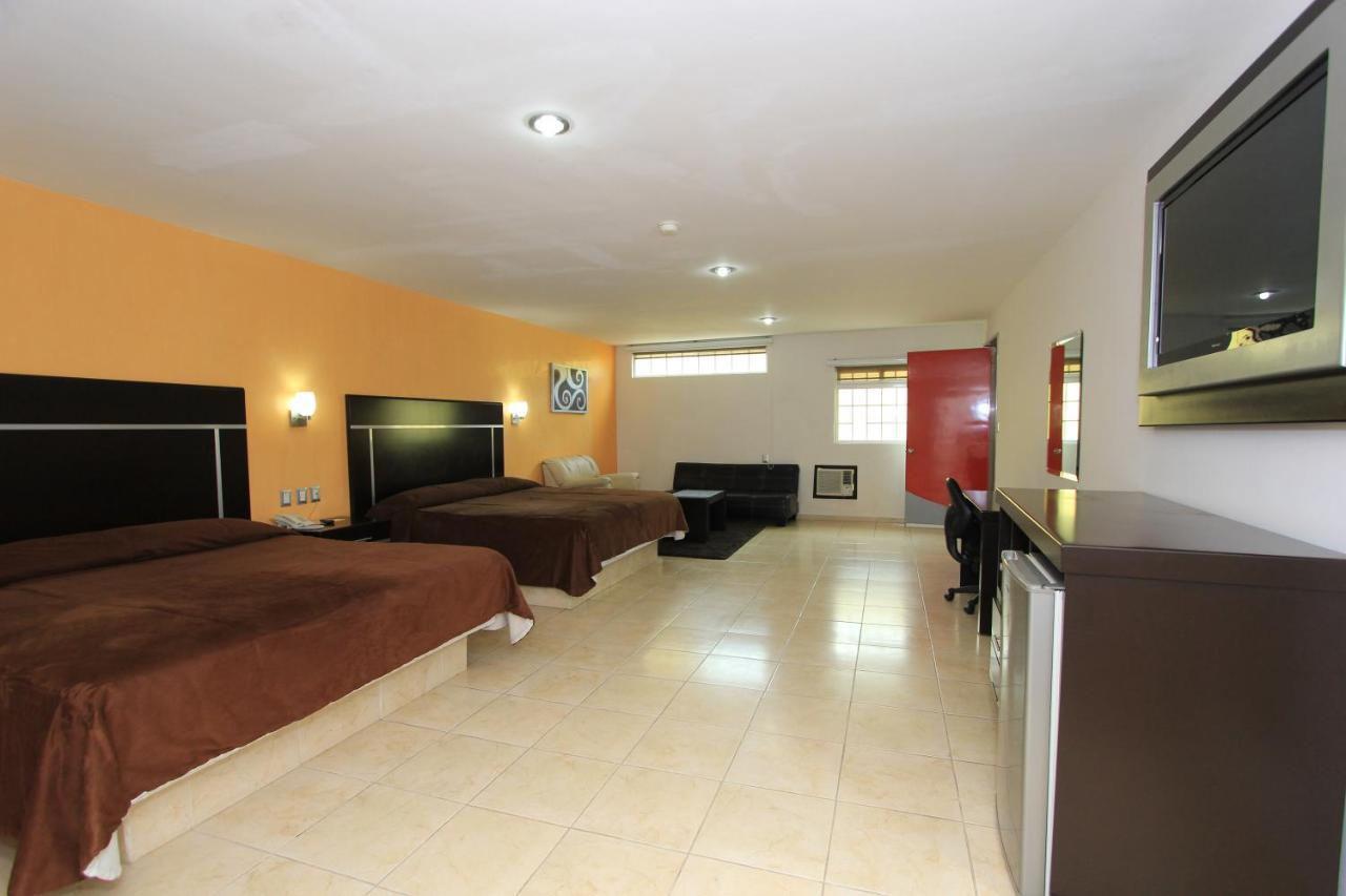 Hotel 5 Inn Silao Bagian luar foto